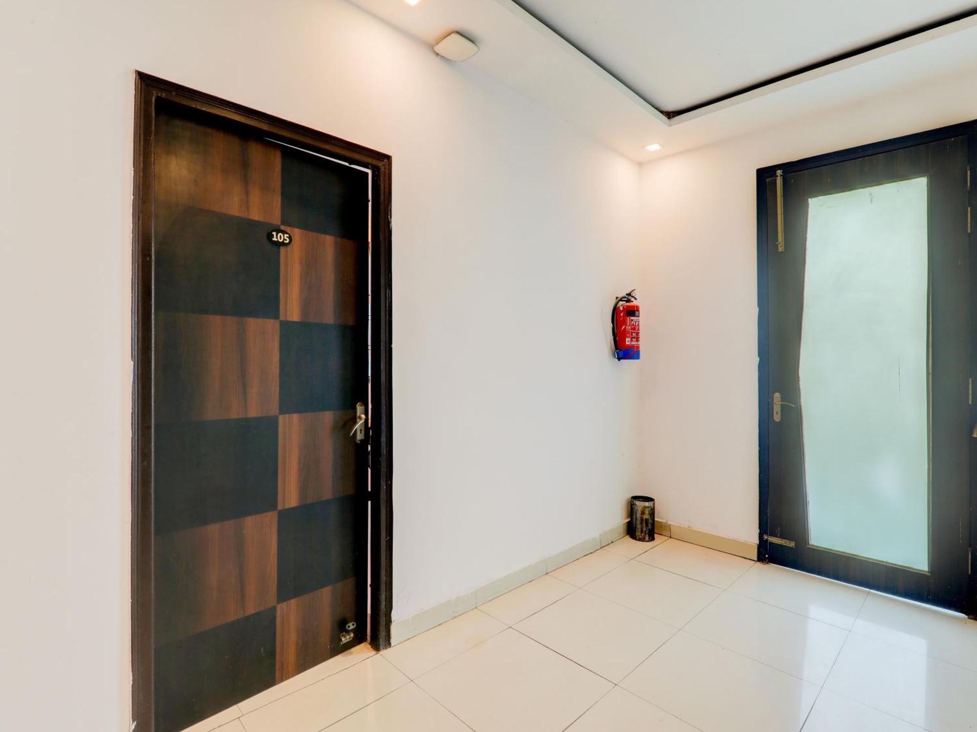 Super Collection O Kiara Guest House Lucknow Zewnętrze zdjęcie